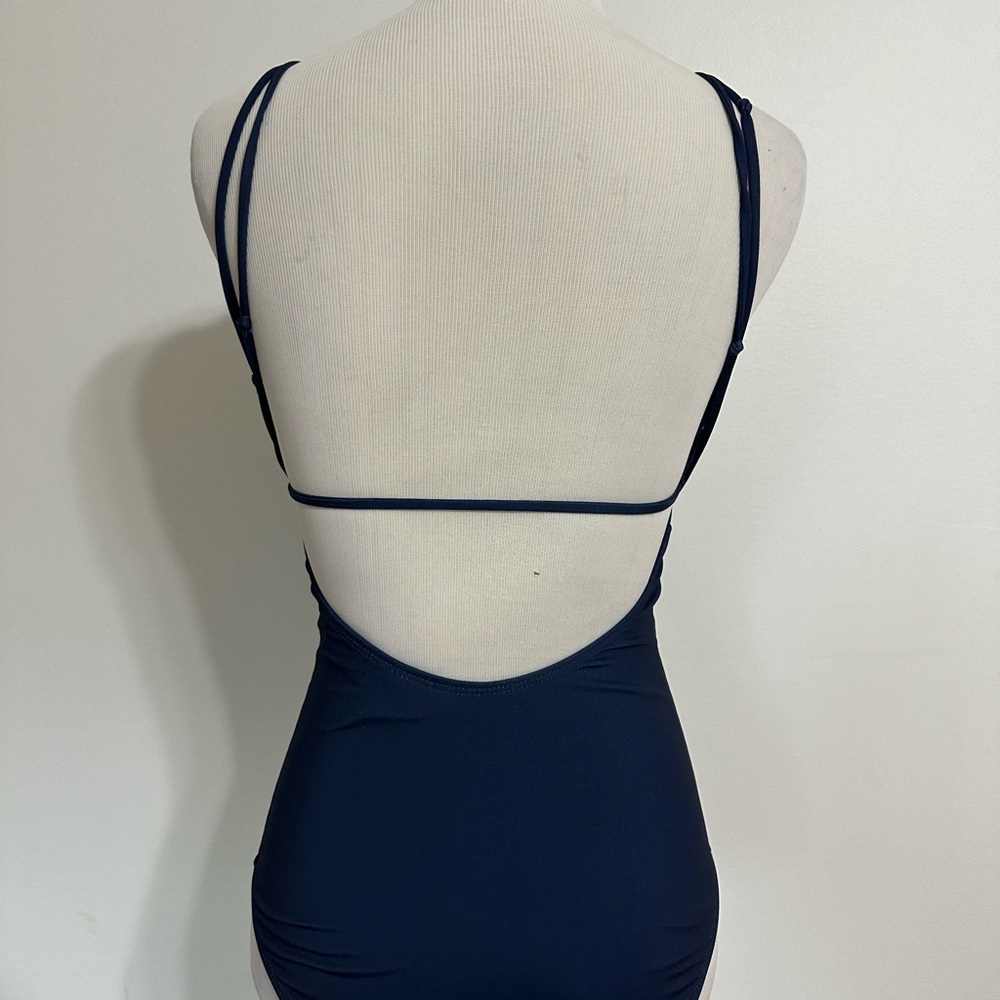 JACQUEMUS
Le Maillot Pila Swimsuit - Picture 7 of 8
